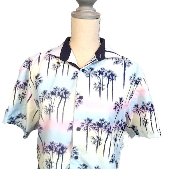 Men's BC Collection Medium Island Gradient Palm Tree Hawaiian Casual Shirt - Picture 8 of 11